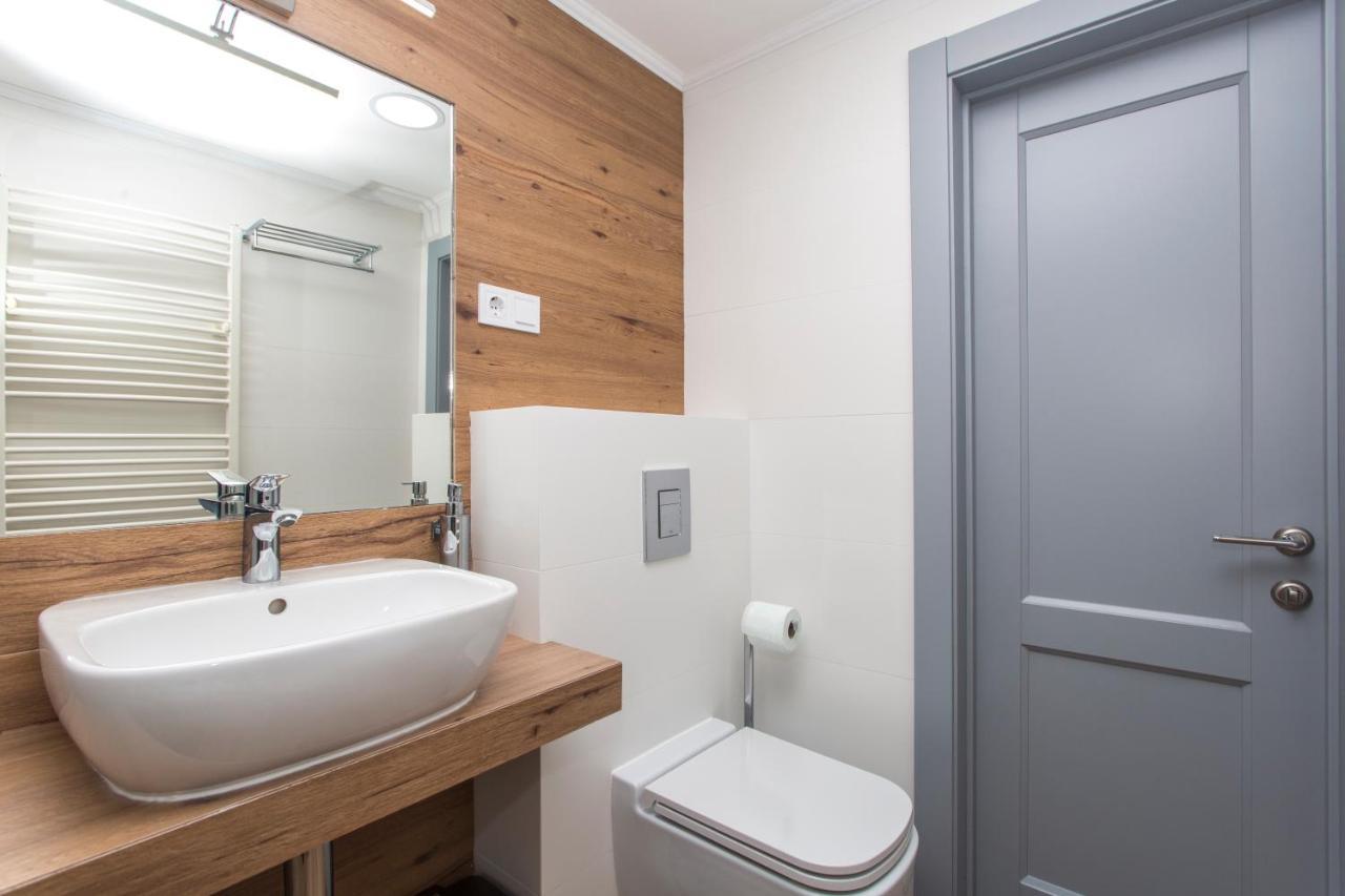 Guesthouse Yes In Bodice Εξωτερικό φωτογραφία