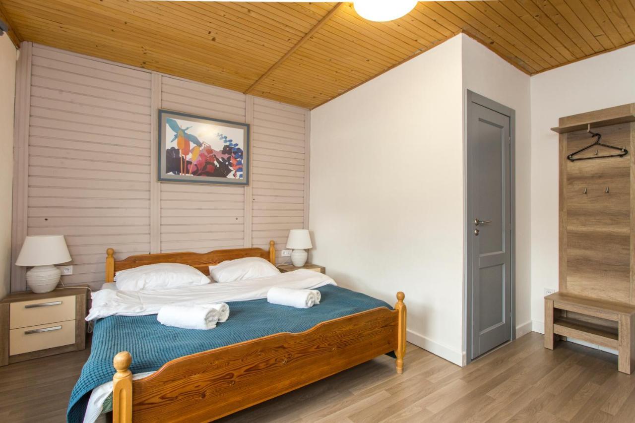 Guesthouse Yes In Bodice Εξωτερικό φωτογραφία