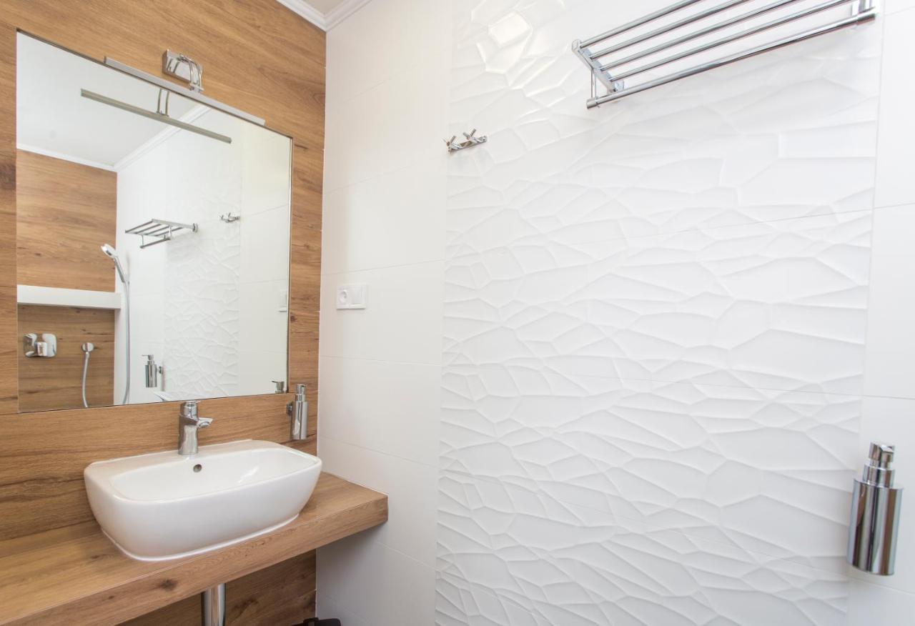 Guesthouse Yes In Bodice Εξωτερικό φωτογραφία