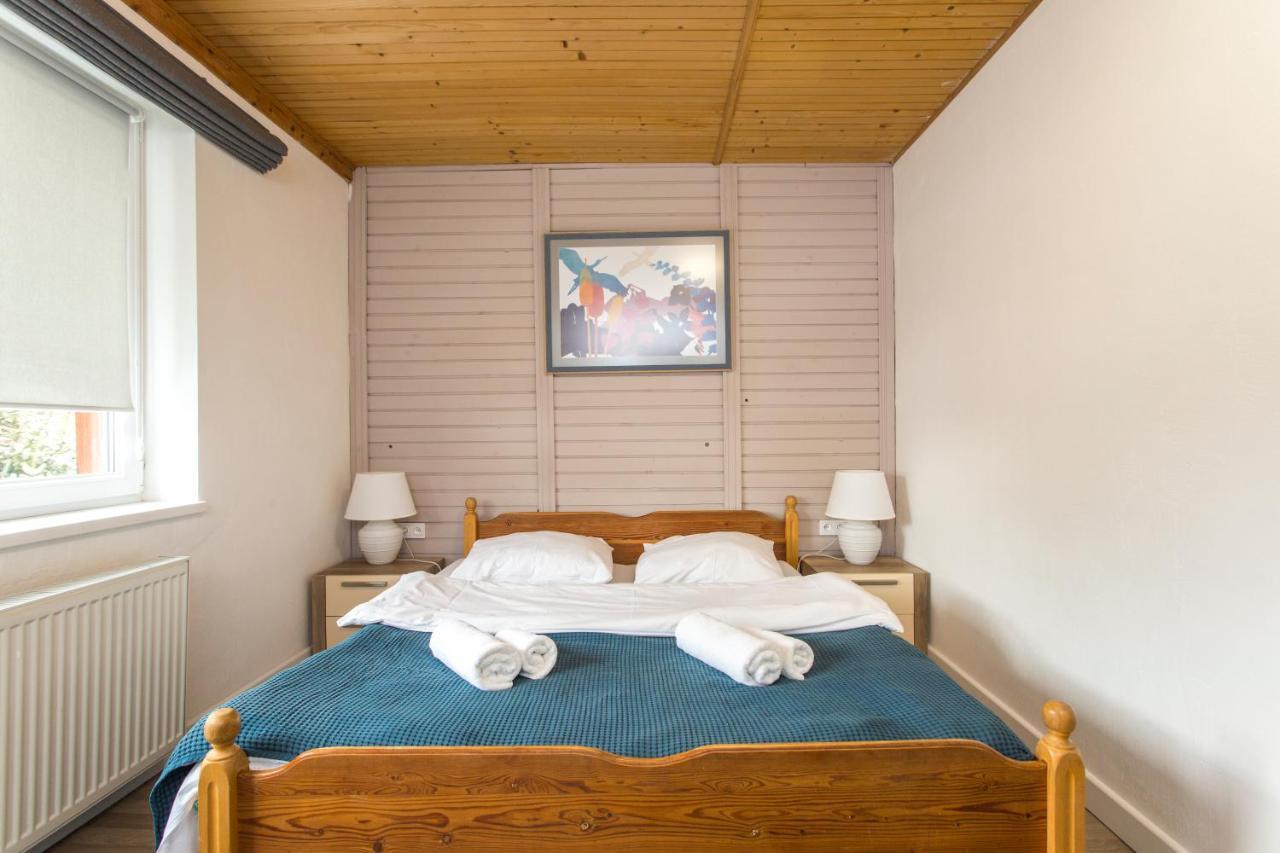 Guesthouse Yes In Bodice Εξωτερικό φωτογραφία