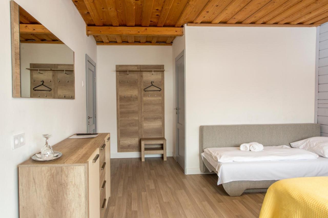 Guesthouse Yes In Bodice Εξωτερικό φωτογραφία